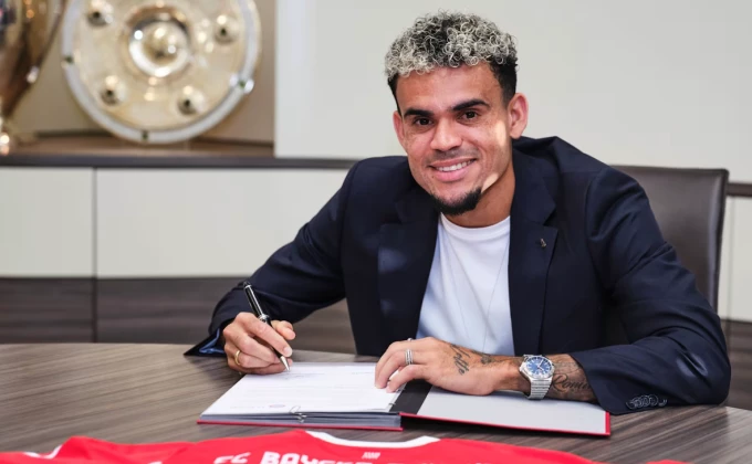 fcbayern.com